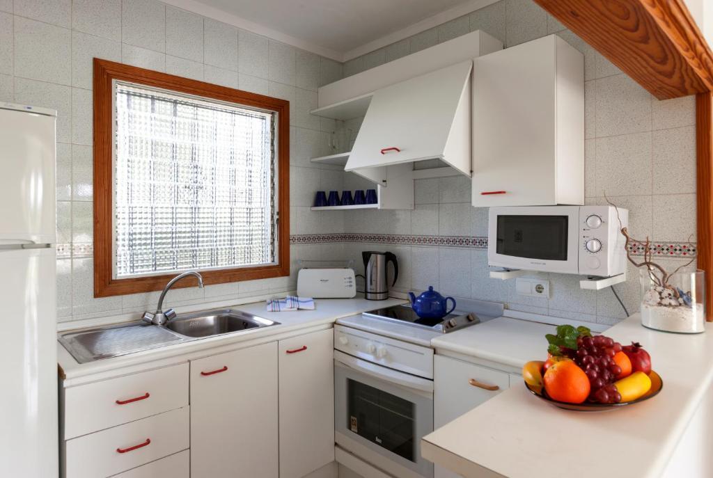 Apartamentos Leo Port de Pollença Quarto foto